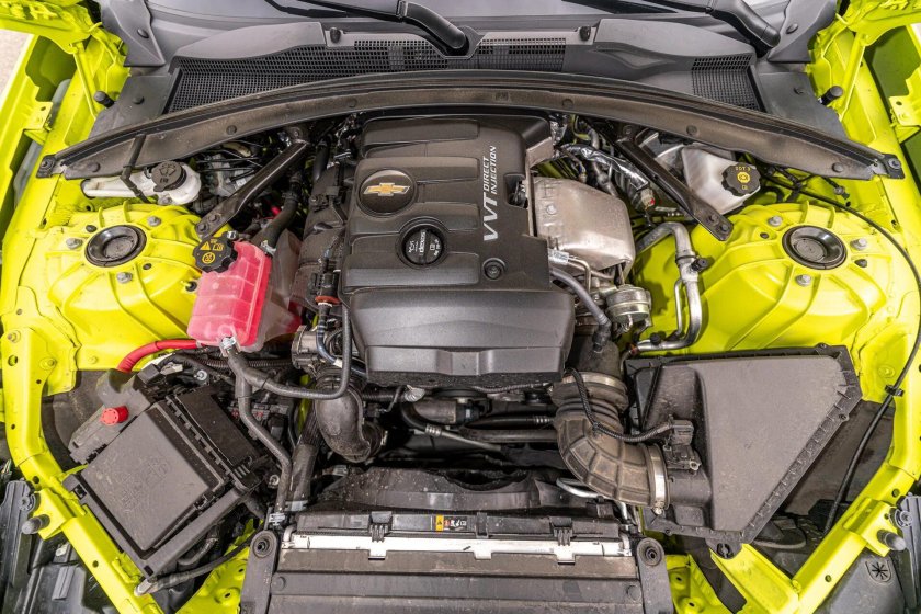 Chevrolet Camaro 2.0 двигатель