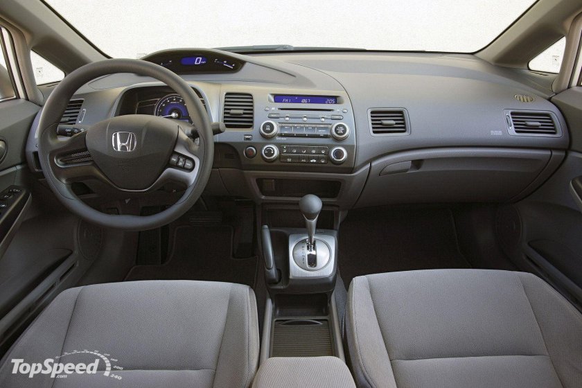 Honda Civic 2006 седан салон