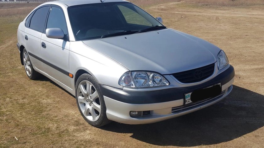 Toyota Avensis 2002