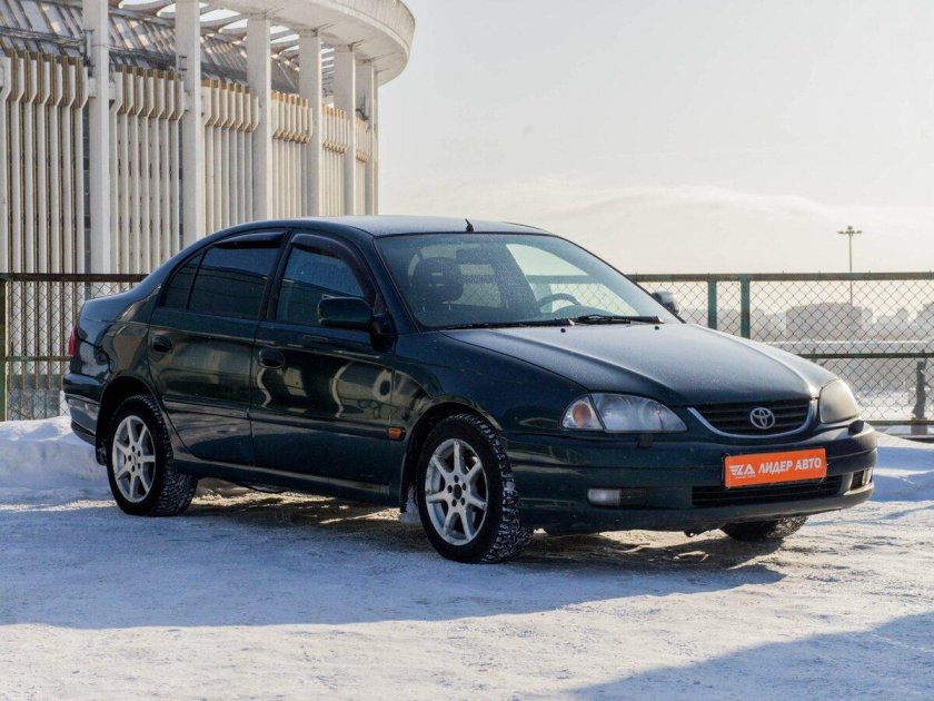 Toyota Avensis 2002