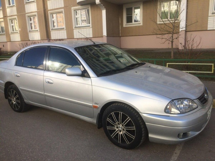 Toyota Avensis 2002 г.в.