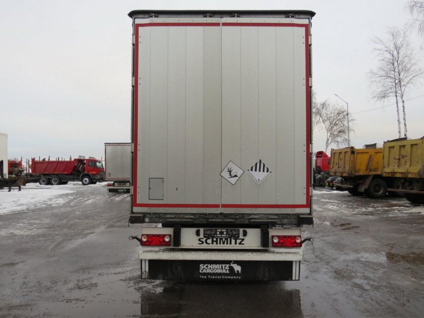 Полуприцеп шторный Schmitz s01