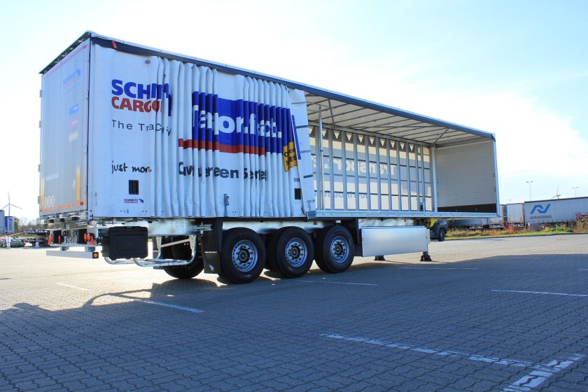 Полуприцеп шмитц каргобулл