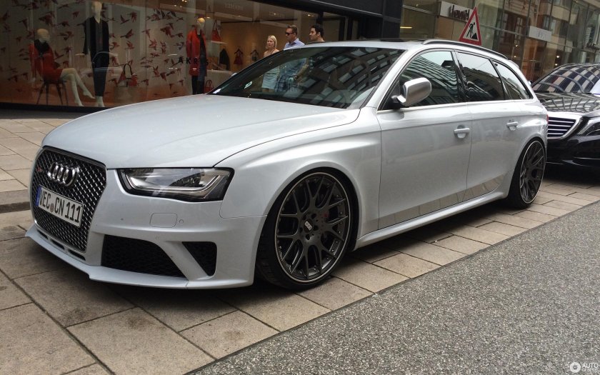 Audi rs4 b8