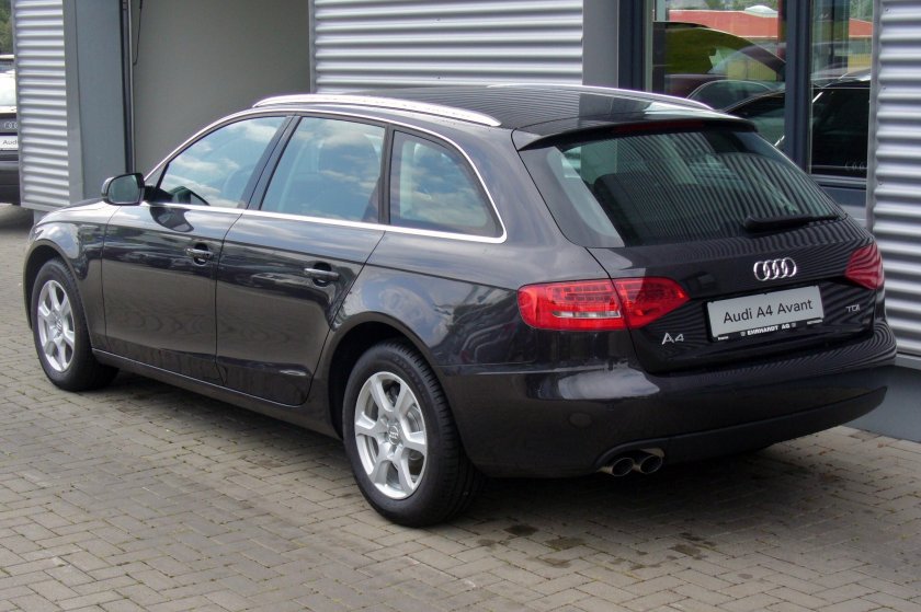 Ауди а4 Авант 2010