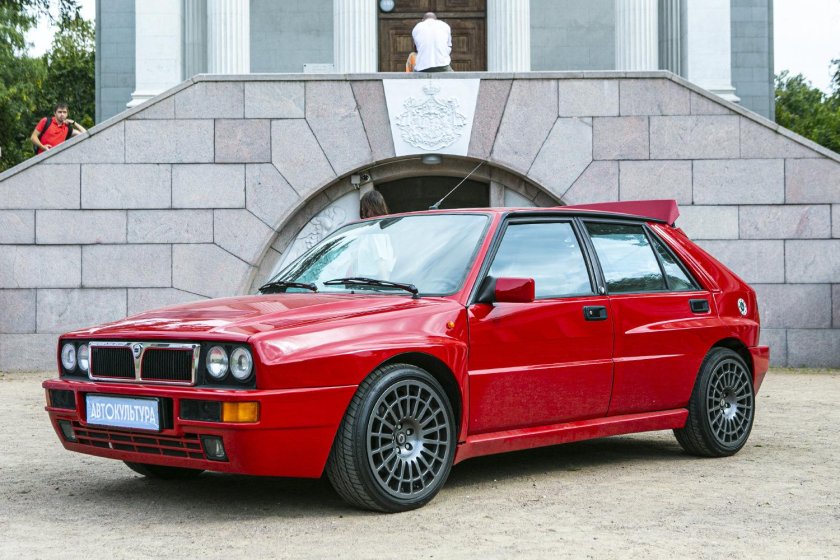 Lancia Дельта интеграле