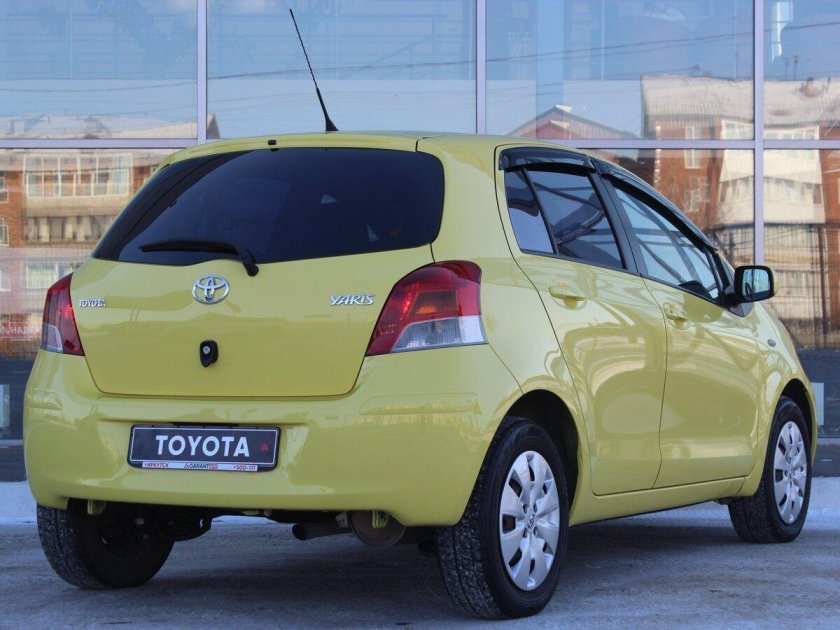 Toyota yaris 2009