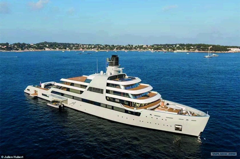 Яхта Solaris романа Абрамовича