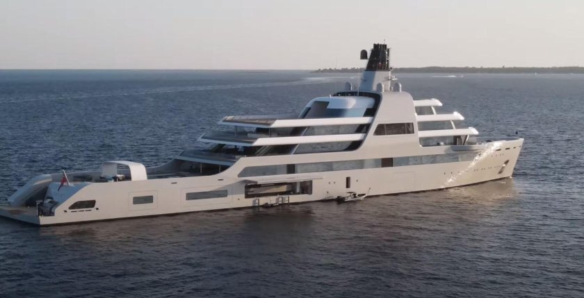 Новая яхта Абрамовича 2021