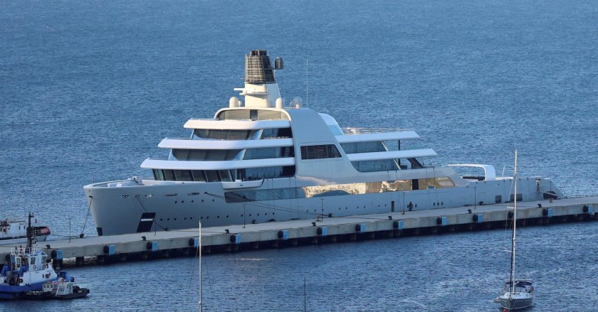 Яхта Solaris Абрамович