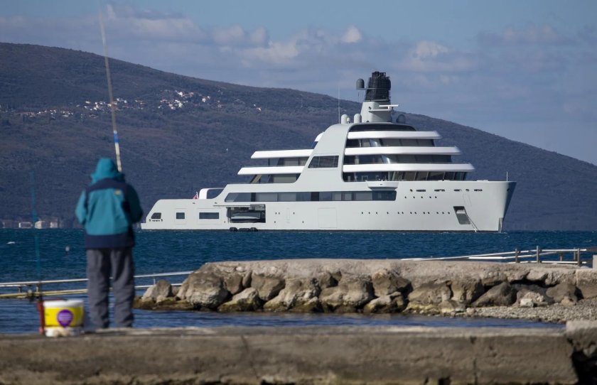 Яхта Solaris Абрамович