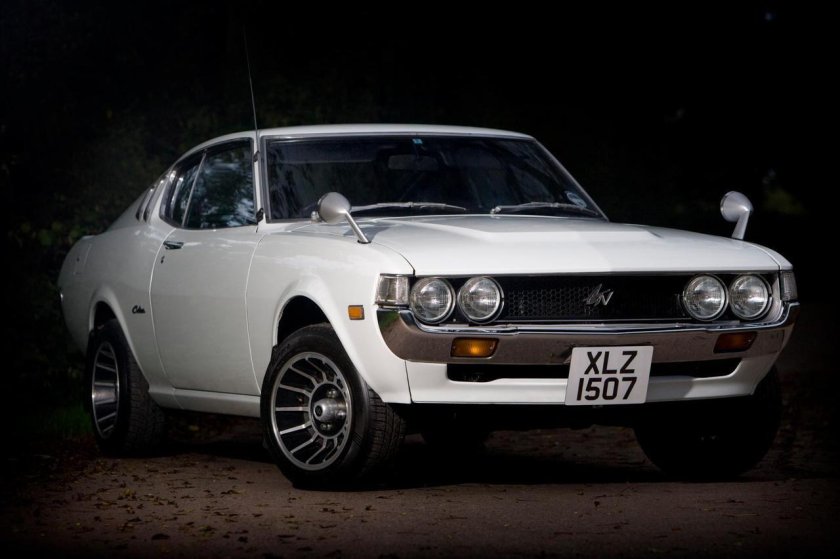 Toyota celica 2000 gt liftback