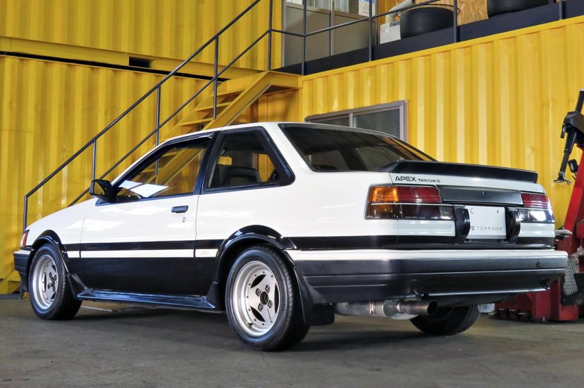 Toyota corolla levin ae 86