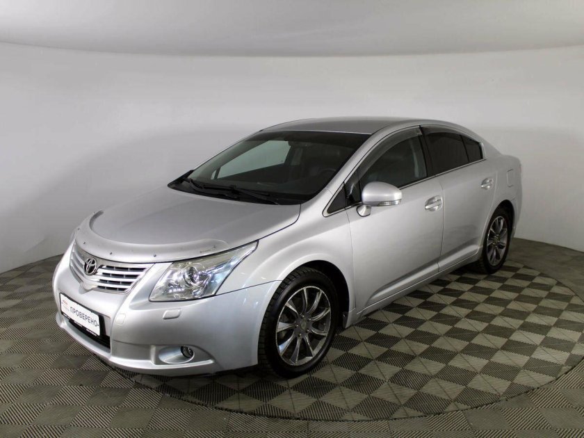 Toyota Avensis 2010