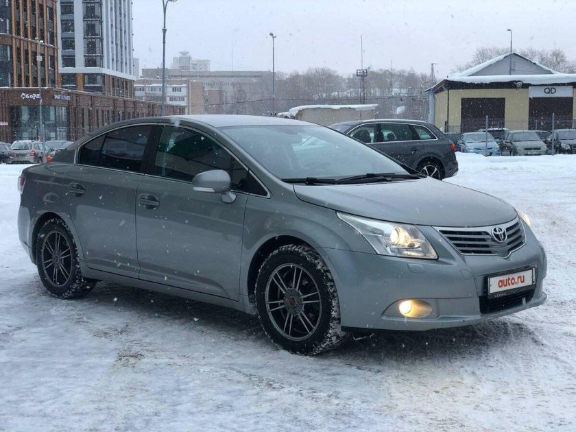 Toyota avensis 2010