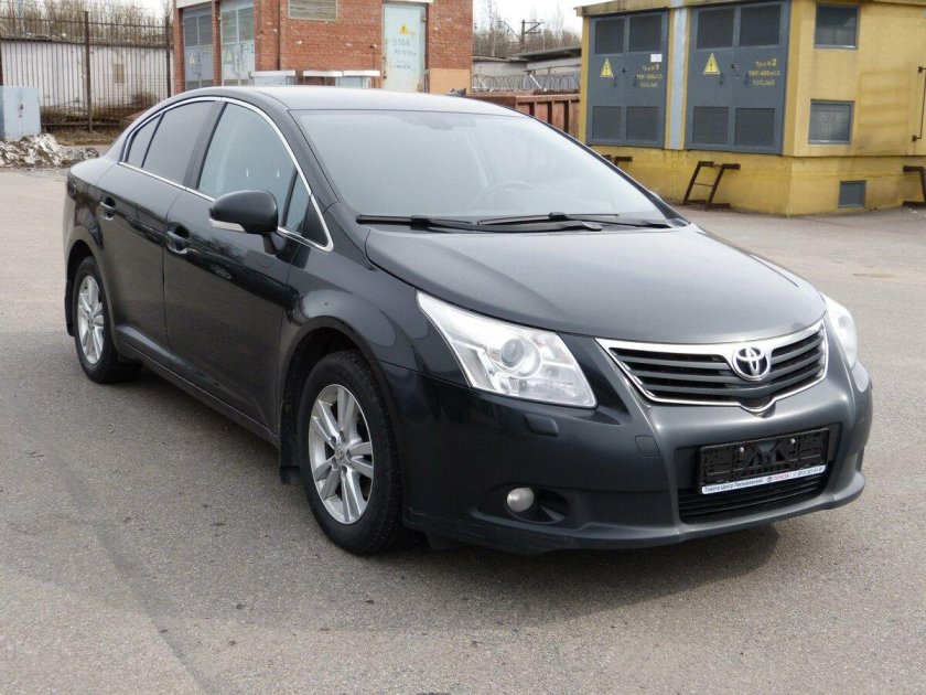 Toyota Avensis 2010
