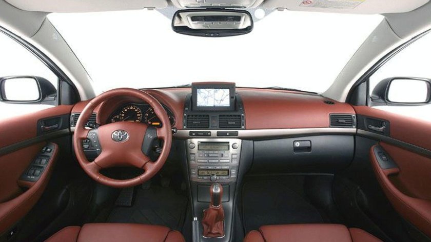 Авенсис т25 салон