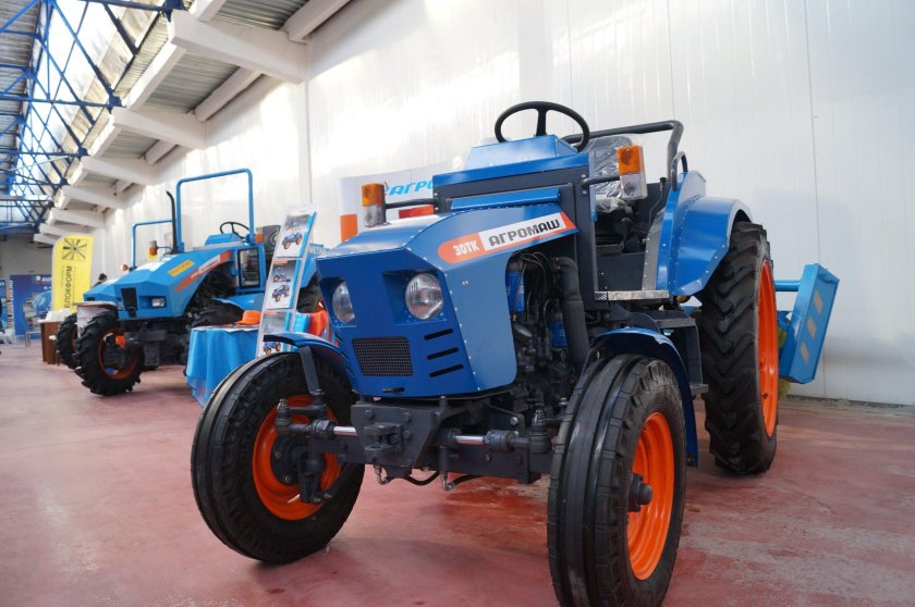 Трактор Агромаш 30тк