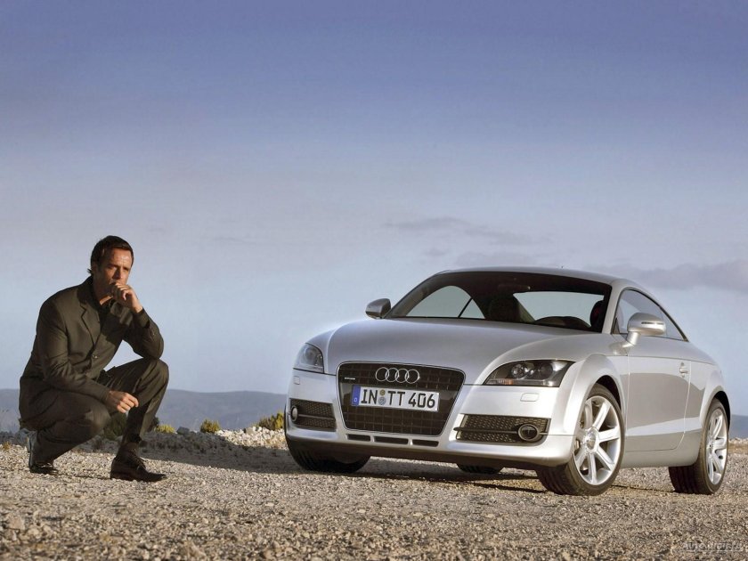 Парень в Ауди