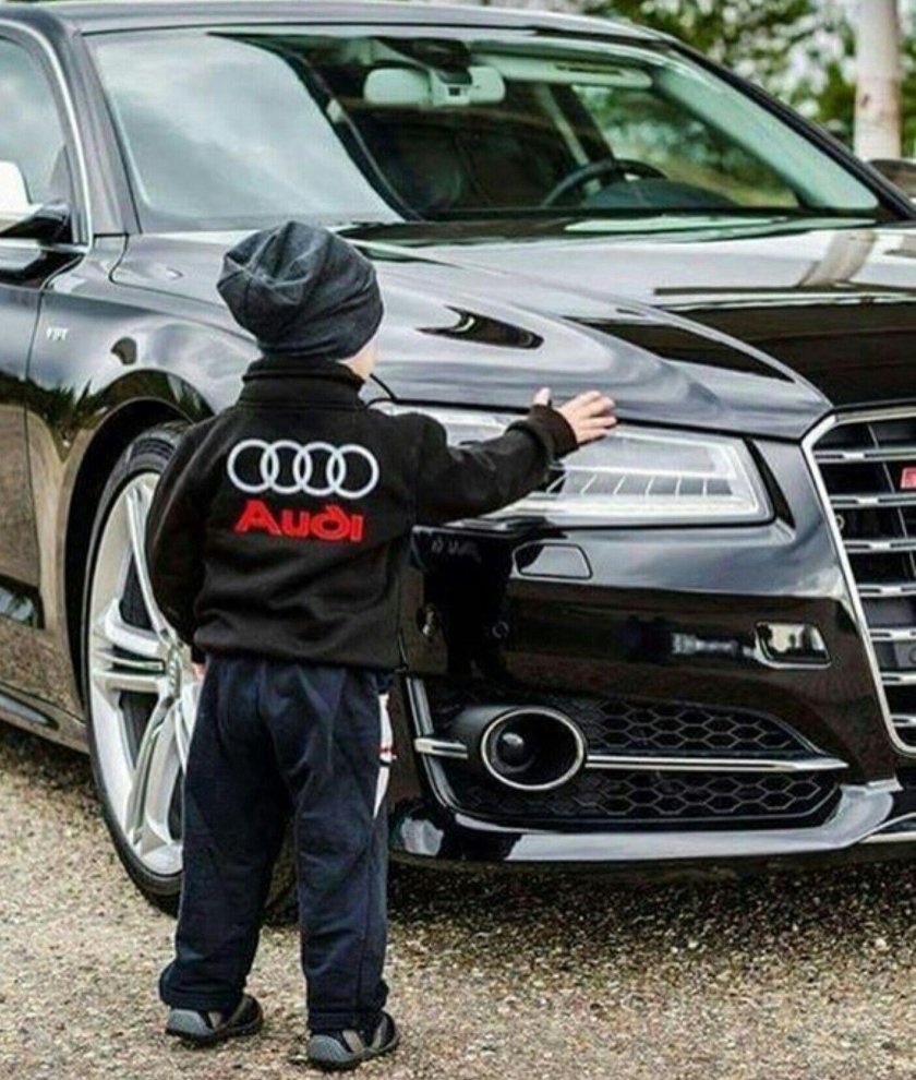 Машина ауди