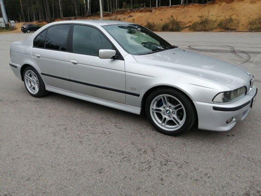 Бмв 530 2001