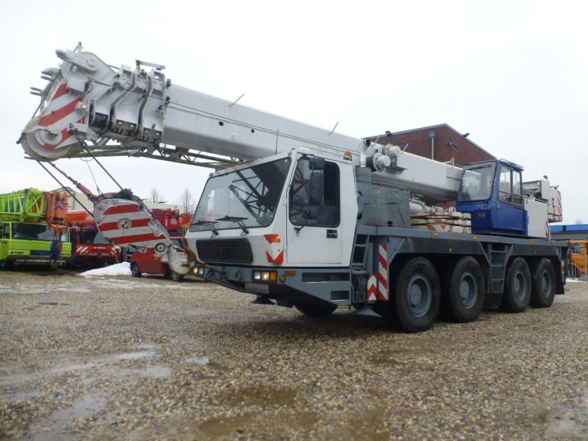 Немецкий автокран