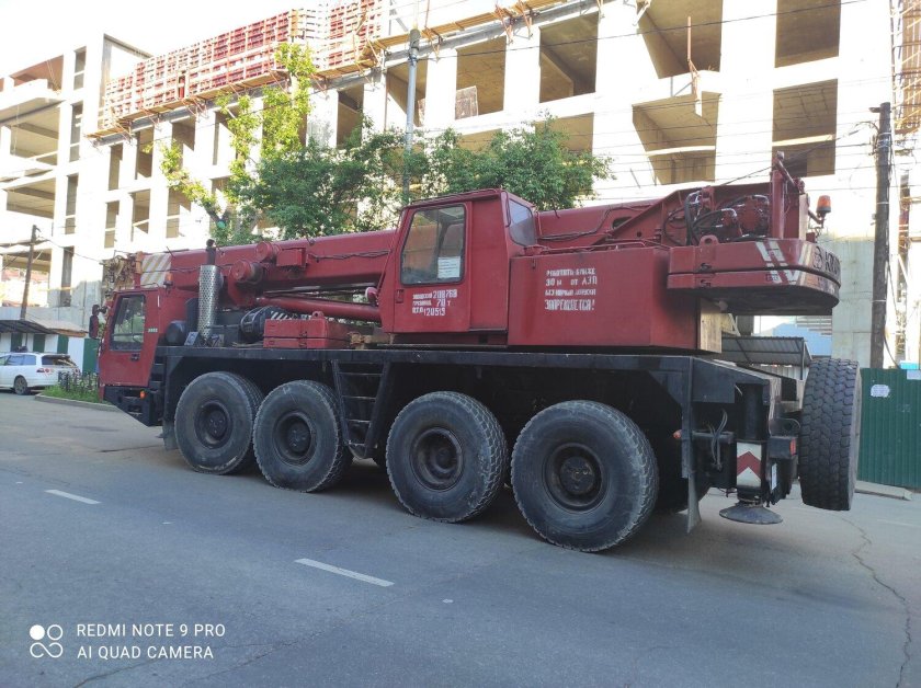 Автокран 70 тонн