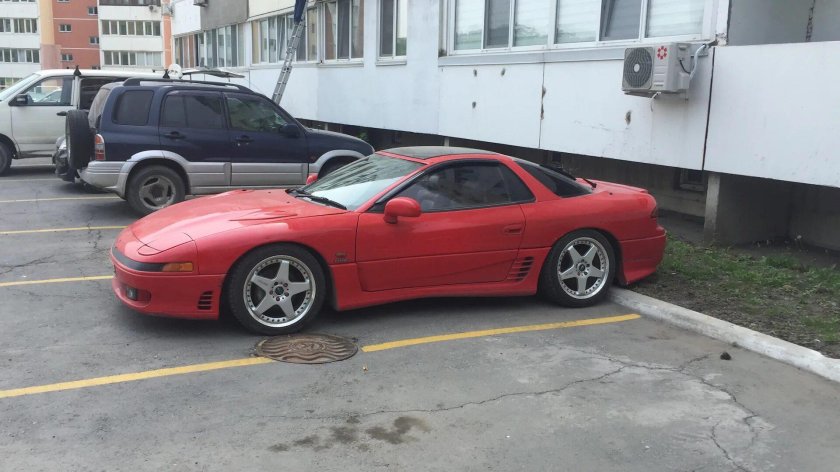 Dodge Stealth и Mitsubishi 3000gt