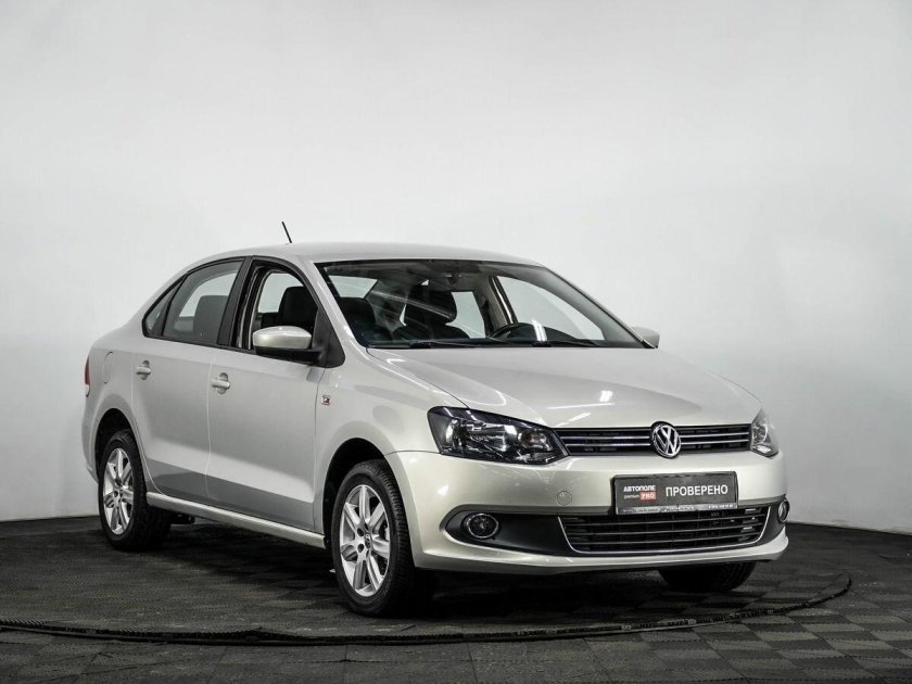 Volkswagen polo v