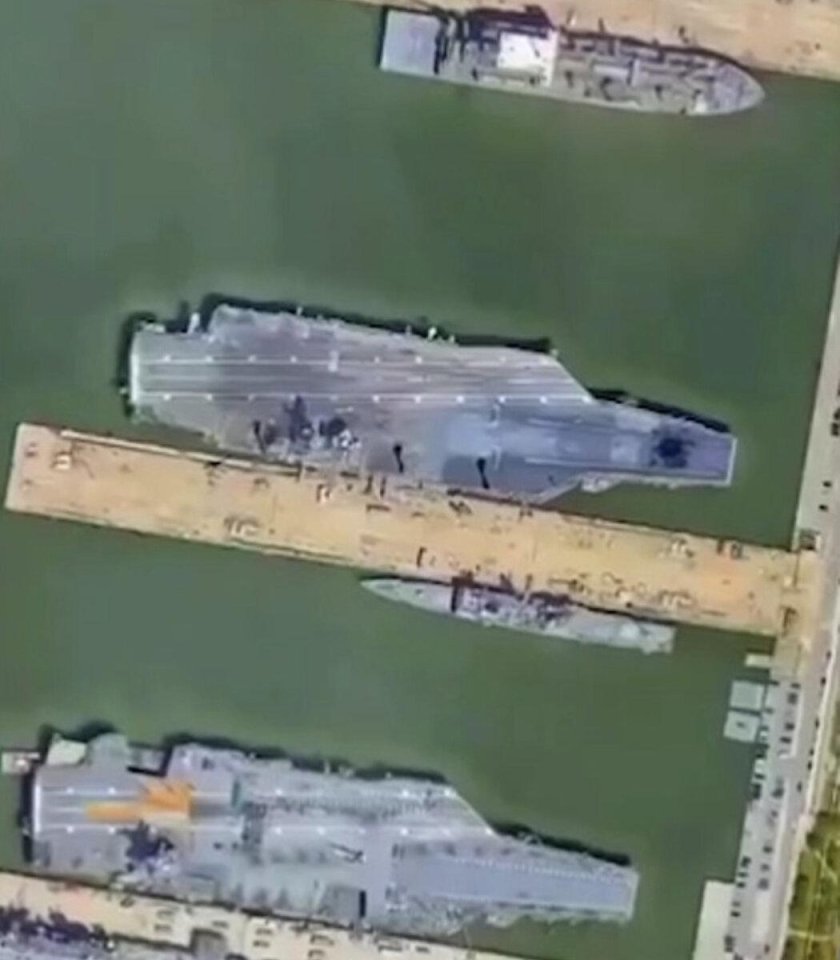 Хуситы атаковали американский авианосец