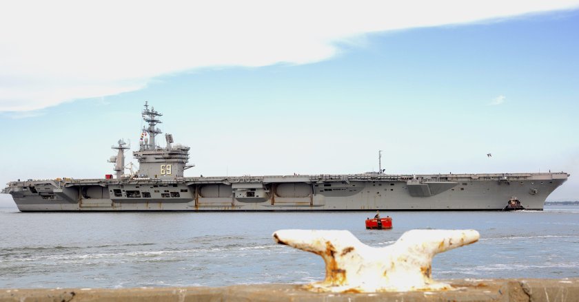 Дуайт Эйзенхауэр авианосец