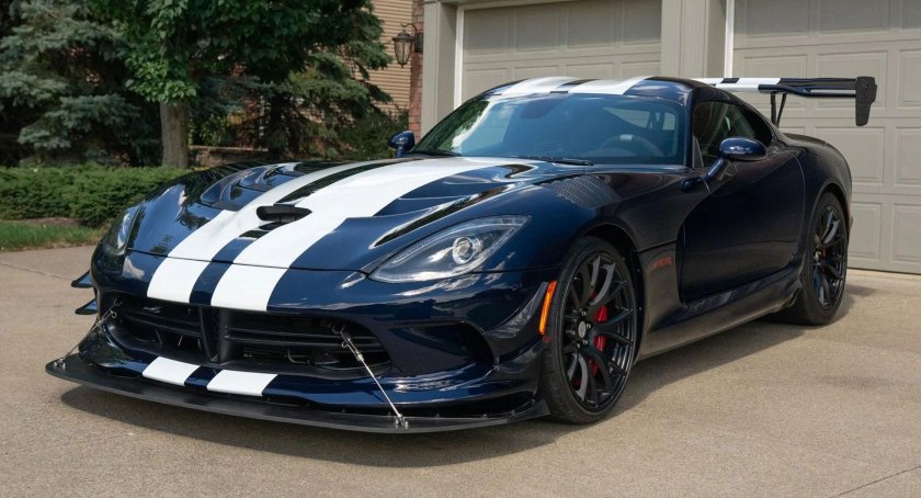 Dodge Viper ACR