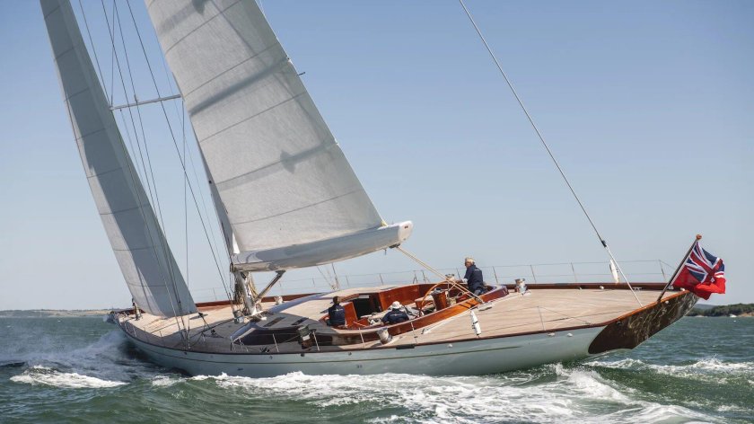 Парусная яхта спирит 111