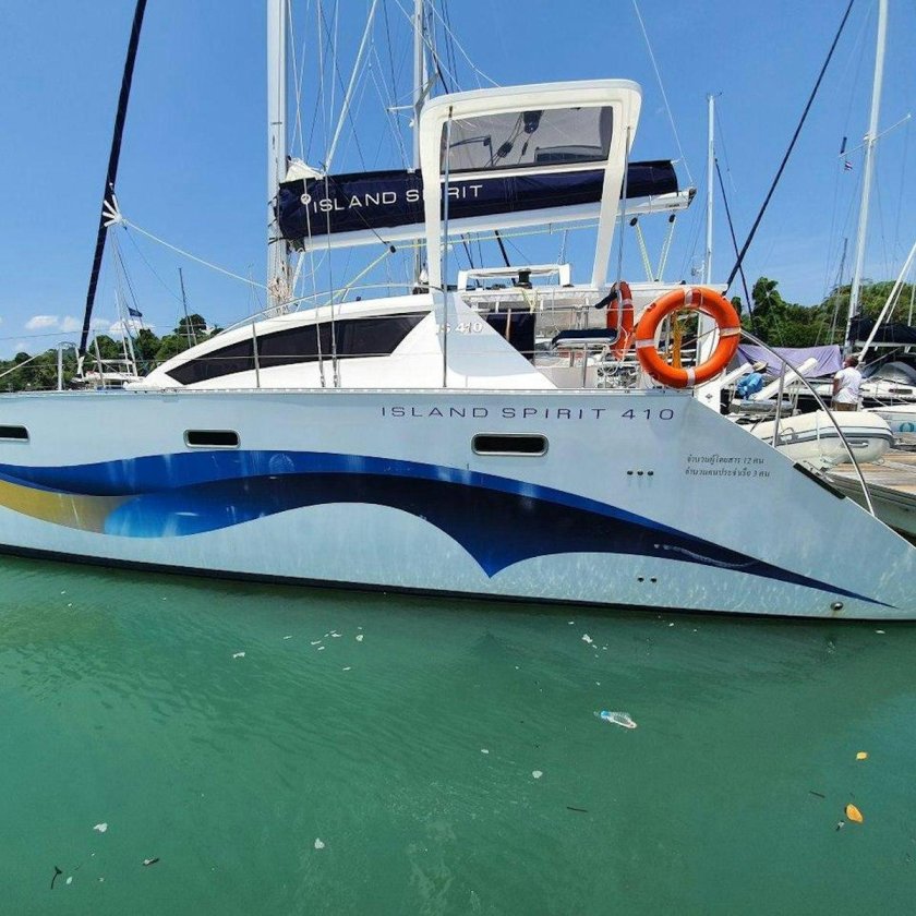 Катамаран island spirit 380