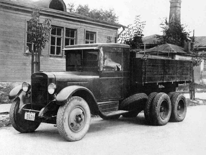 Грузовой автомобиль ЗИС-6