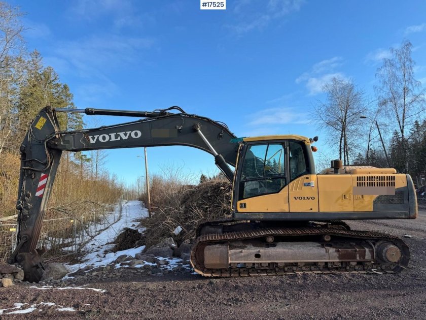 Volvo ec 300 dl