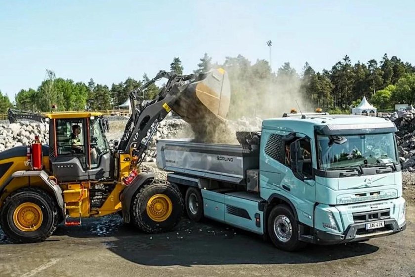 Фронтальный погрузчик volvo