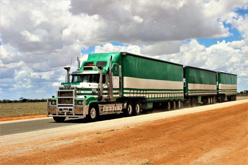 Грузовые автопоезда Австралии
