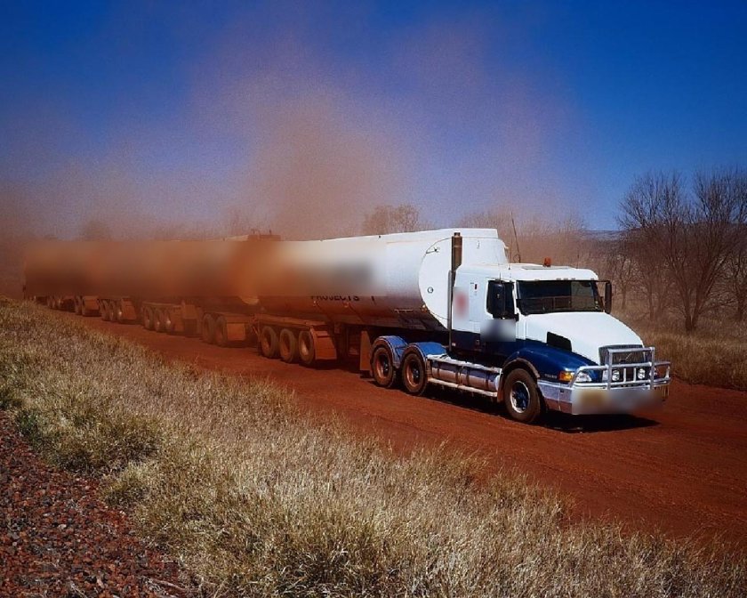 Грузовики автопоезда Австралии.
