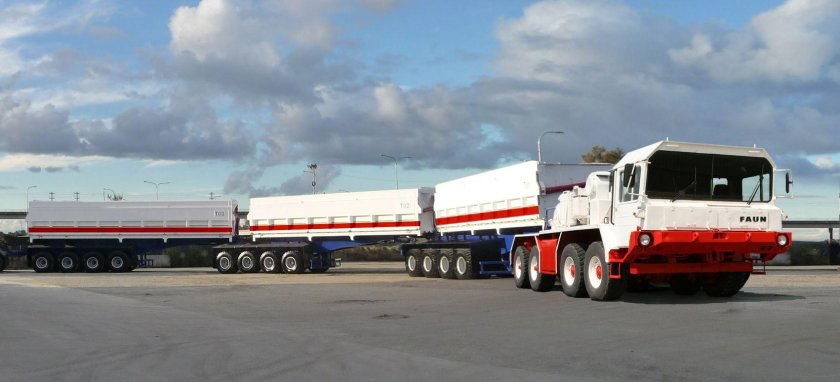 Автопоезда Австралии гиганты