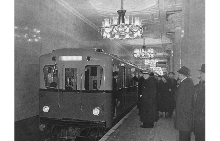 Метрополитен в Санкт-Петербурге в 1955