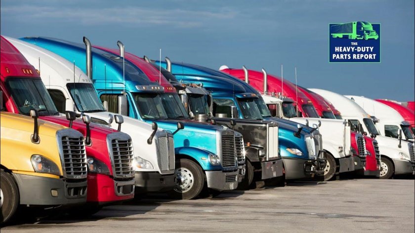 Американский грузовик на трассе