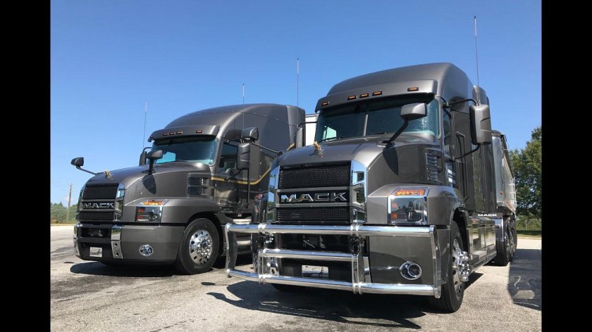 Тягач Mack 2020