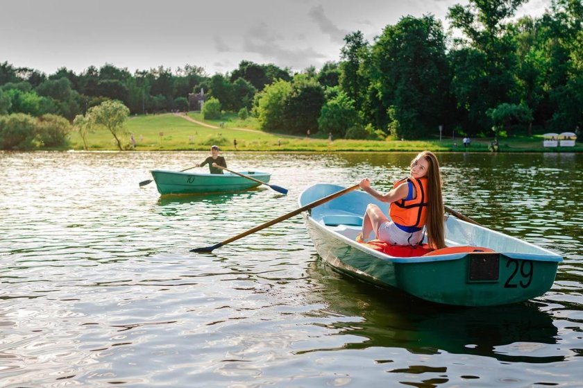 Парк Кузьминки Москва лодки