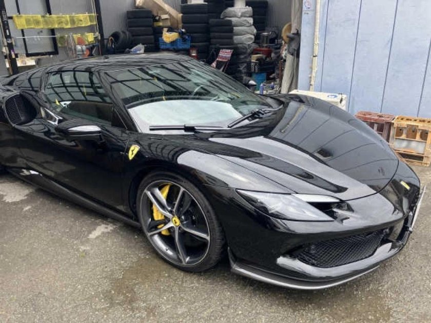 Ferrari sf 90 stradale