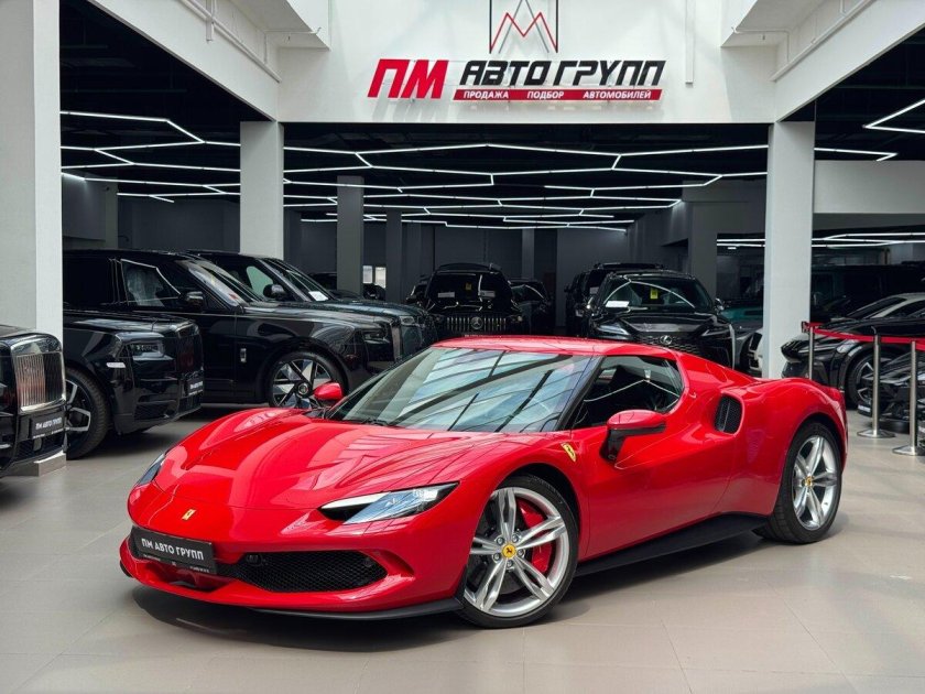 Автомобиль ferrari