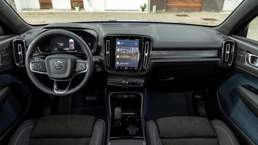 Volvo c40 Recharge салон