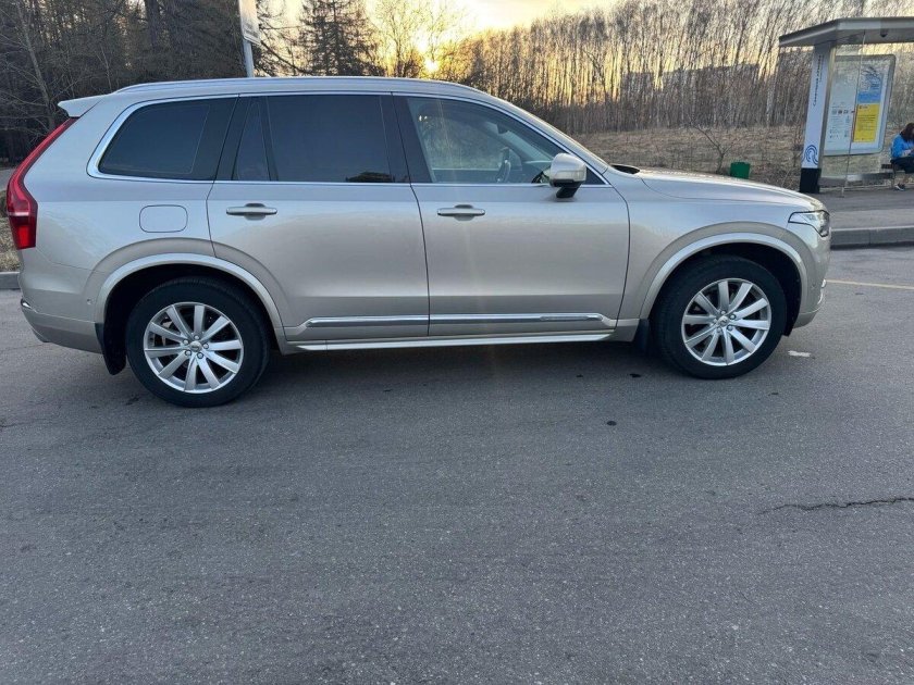 Volvo xc90 2023