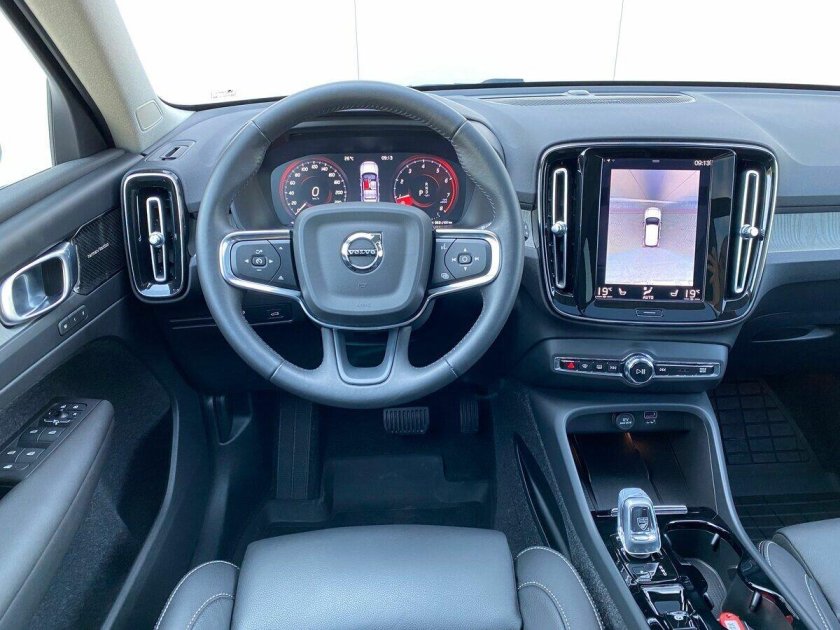 Volvo xc40 2021