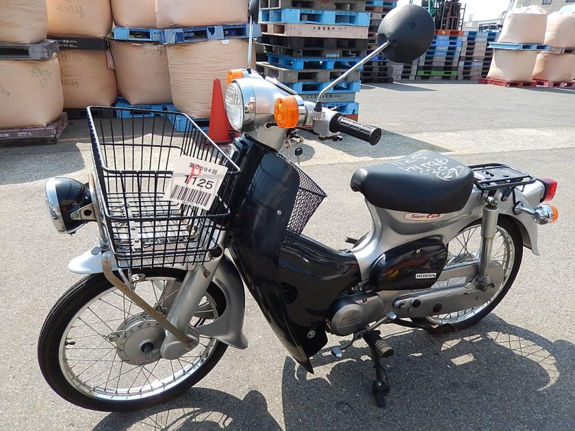 Мопед Honda super Cub 50